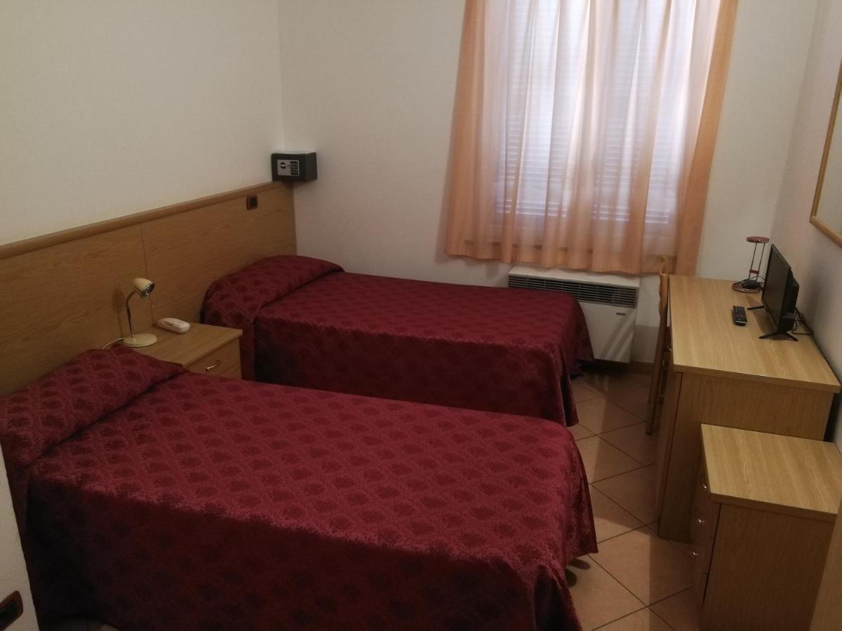 Albergo Della Stazione Cairo Montenotte Room photo